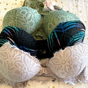 Victoria’s Secret PINK  36c bra lot